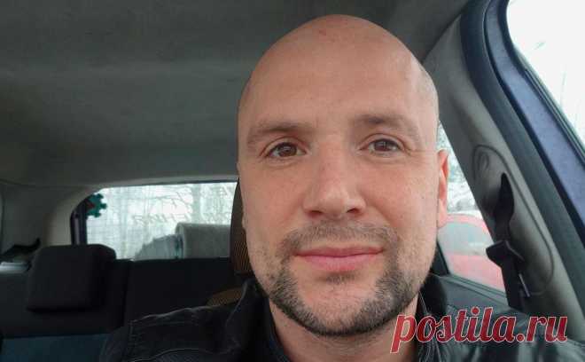 Причиной смерти актера Дмитрия Гранкова назвали оторвавшийся тромб. Оторвавшийся тромб стал причиной гибели актера Дмитрия Гранкина, сообщил «АиФ» его однокурсник Ярослав Иванов.