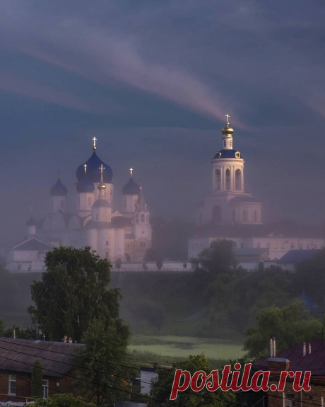 Рассвет в Боголюбово.
Владимирская область. 📷 svetosh13
