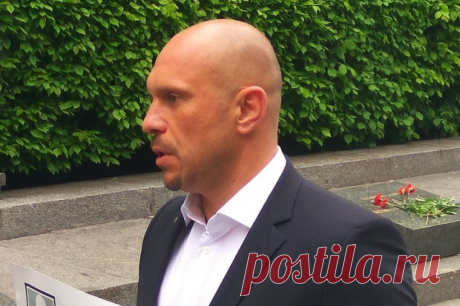 Политолог Данилин не исключил, что экс-депутата Киву убили по заказу Киева. Эксперт полагает, что убийцу могут найти в течение суток.