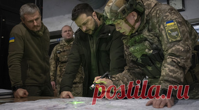 «Первый вопрос — это гарантии безопасности»: западные СМИ сообщают о планах Киева пойти на территориальные уступки РФ. Американские журналисты сообщают, что Киев обдумывает ускоренный сценарий переговоров с Москвой, допускающий территориальные уступки. При этом на публичном уровне режим Зеленского по-прежнему отрицает готовность к взаимодействию с РФ и фиксации статус-кво после прекращения огня. В настоящее время, как пишут западные СМИ, режим Зеленского рассчитывает удержать занимаемые…