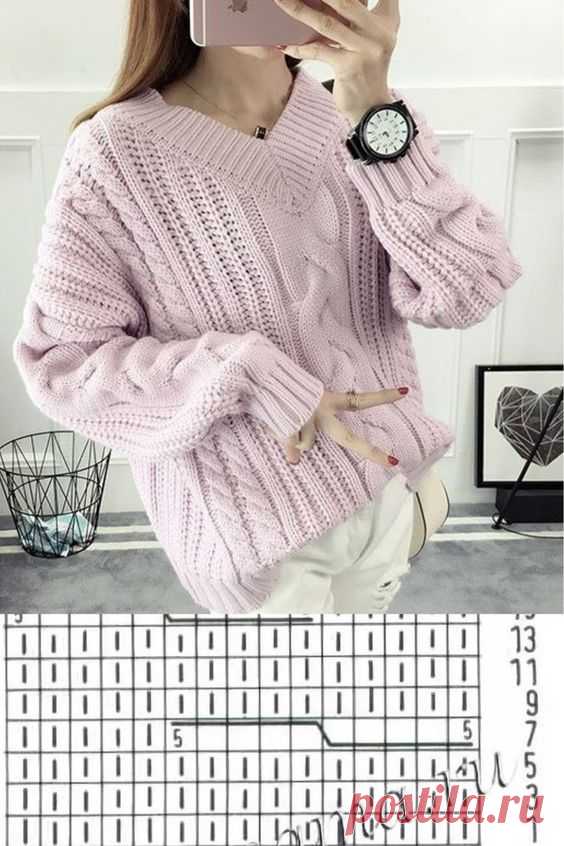 Стильный пуловер с косой по центру