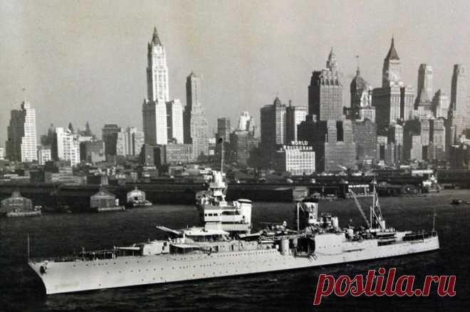 Челюсти-1945. Экипаж крейсера США, везшего атомные бомбы, сожрали акулы. Корабль, доставивший «начинку» для атомных бомб, погиб еще до атак на Хиросиму и Нагасаки, а сотни его моряков приняли жуткую смерть.