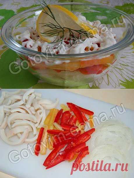 Рецепт: Салат с кальмарами и болгарским перцем