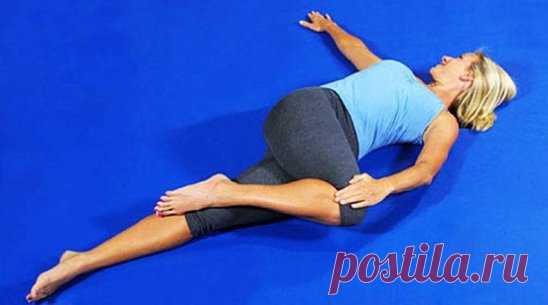 Спина перестала болеть сразу же! Берите и делайте эти 6 упражнений.
Хватит мучиться со спиной! Эти упражнения не только очень простые, но и действительно эффективные! Сохраняйте в закладки, занимайтесь и будьте здоровы!