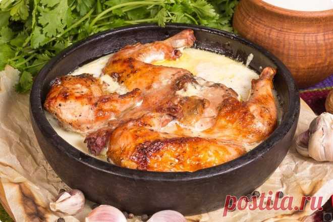 Рецепт для любителей грузинской кухни. Курица по-грузински чкмерули получается такой сочной, ароматной, румяной!