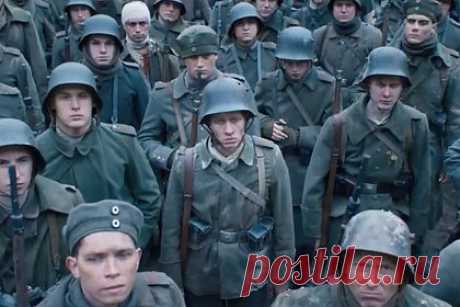 Netflix выпустил трейлер экранизации романа Ремарка. Cтриминговый сервис Netflix выпустил трейлер экранизации немецкого писателя Эриха Марии Ремарка «На Западном фронте без перемен». Режиссером кинокартины выступил Эдвард Бергер. В фильме снялись Даниэль Брюль, Альбрехт Шух, Себастьян Хюльк, Феликс Каммерер, Арон Хильмер, Эдин Хасанович и Дефид Штризов.