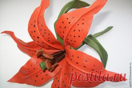 Роскошные цветы из кожи — Делаем руками