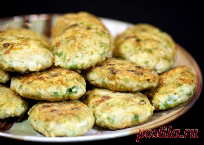 Рыбные котлеты с рисом 
Простой рецепт вкуснейших котлет из рыбы с вареным рисом.