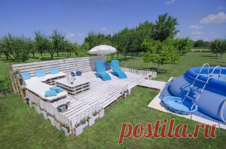 Место для отдыха из поддонов