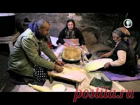 ▶ Армения, армянская кухня, Хаш - YouTube