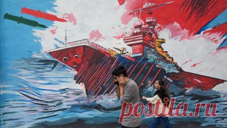 Граждан Индии призвали срочно покинуть Иран. Посольство Индии в Тегеране рекомендовало своим гражданам покинуть Иран в кратчайшие сроки, используя доступные виды транспорта. Об этом сообщила пресс-служба индийской дипмиссии. Дипломаты также напомнили своим гражданам о необходимости ...