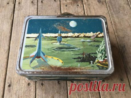 VINTAGE METAL LUNCH BOX SPACE | eBay