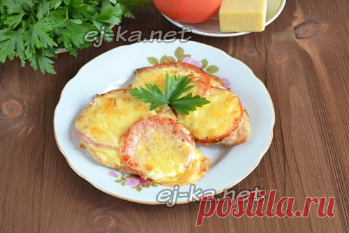 Куриные отбивные с сыром и помидорами в духовке | Рецепты с фото