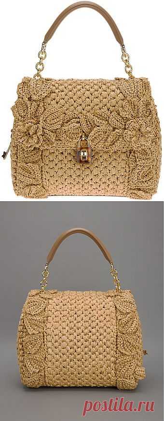 Сумочка Dolce & Gabbana.