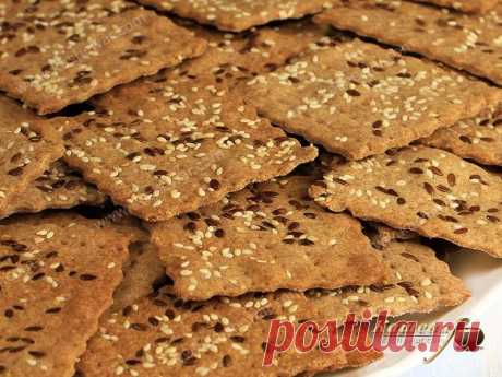 Хрустящие хлебцы (Knäckebröd) | Кашевар Хрустящие хлебцы (Knäckebröd) – рецепт приготовления шведской кухни, хлебцы готовят из ржаной муки и хранят в течение долгого времени.