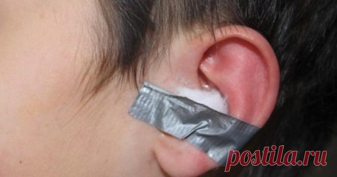 Он положил ватный шарик в ухо и оставил его там на ночь. Узнай, почему?