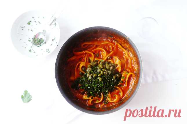 Ярко, пикантно и очень вкусно! Паста алла Путанеска — блюдо гурманское — Фактор Вкуса
