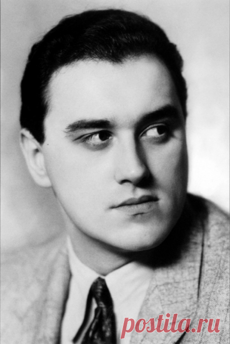 Григорий Абрикосов
- 30 августа, 1932
• 13 апреля 1993