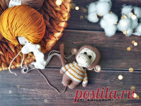 PDF Обезьянка крючком. FREE crochet pattern; Аmigurumi animal patterns. Амигуруми схемы и описания на русском. Вязаные игрушки и поделки своими руками #amimore - маленькая обезьянка, обезьяна, мартышка из обычной пряжи.