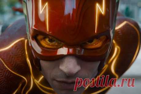 Опубликован финальный трейлер «Флэша» с Эзрой Миллером. Студия Warmer Bros. опубликовала финальный трейлер фильма «Флэш» с актером Эзрой Миллером в главной роли. В ролике также появились принявшие участие в картине Майкл Шеннон, Бен Аффлек и Майкл Китон. Режиссером проекта, премьера которого назначена на 16 июня, выступил Андрес Мускетти.
