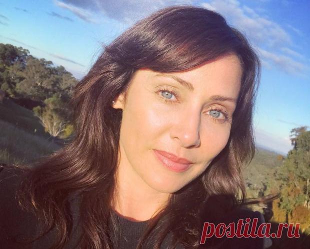 Натали Имбрулья впервые стала мамой: 44-летняя певица поделилась милым фото малыша