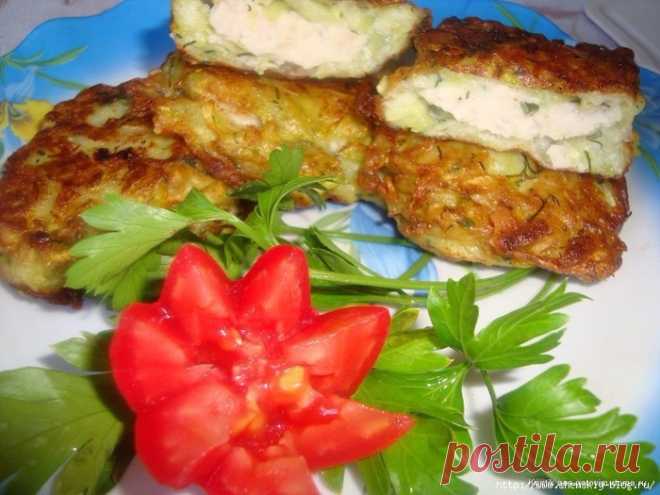 Нежные колдуны из кабачка с куриным филе!