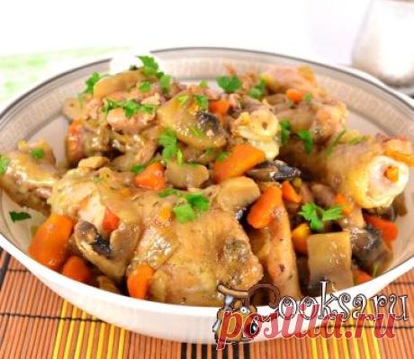 Курица тушеная с шампиньонами и соевым соусом на сковороде фото рецепт приготовления