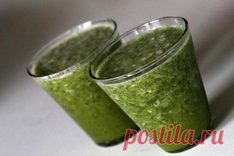 Лечение кисты соком лопуха.