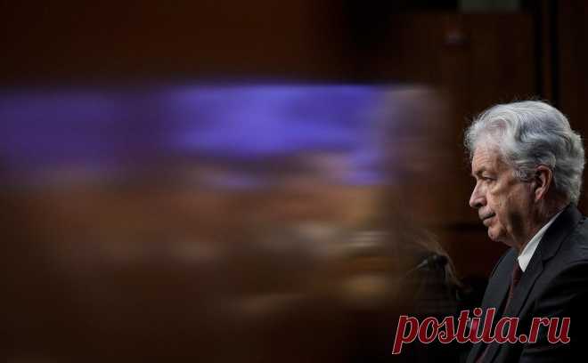 Глава ЦРУ увидел возможность для вербовки шпионов в России. Глава ЦРУ Уильям Бернс считает, что на фоне продолжения военных действий на Украине у его ведомства растут возможности вербовать россиян, такой шанс «выпадает раз в поколение». Власти России говорили о враждебности таких планов