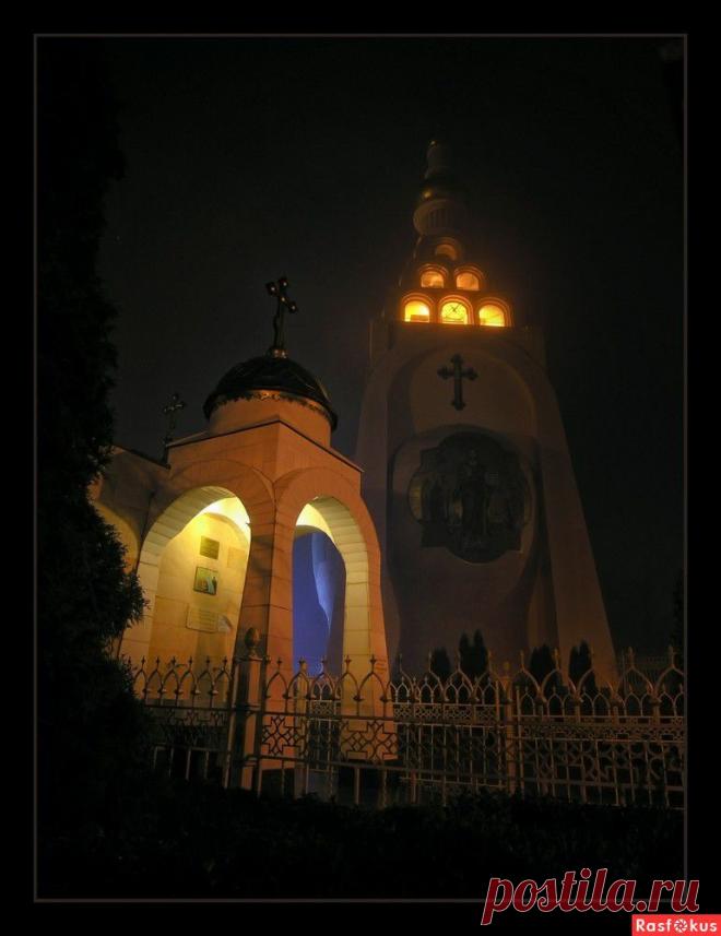 Фото: Храм Святой мученицы Татьяны – первая в Украине студенческая церковь.. Фотограф Игорь =LiandRuss=. Город - Фото и фотограф на Расфокусе.