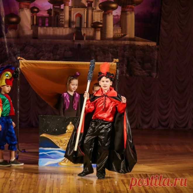 🎭 Школа театрального искусства для детей и подростков
💃 Опытная команда 🤩 Индивидуальный подход 🥳 Мероприятия
🌍 Город Самара ул. Льва Толстого, д. 94 📞 +7(927)207-07-20