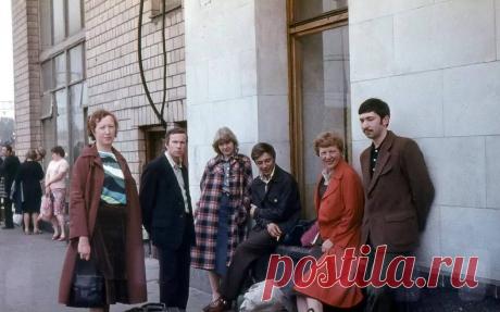 Как правильно писать новости: 4 простых шага https://seoded.blogspot.com/2012/06/kak-pisat-novosti.html