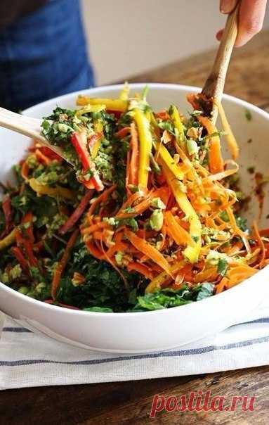 Топ-5 идей летних салатов для легкого ужина