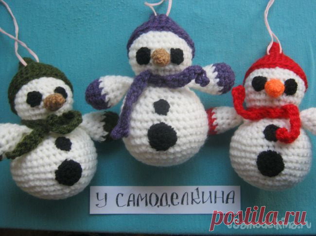 Подвеска- снеговик, вязаный крючком