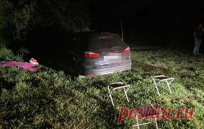 В Воронеже водитель насмерть сбил ребенка на пляже. От полученных травм 10-месячный мальчик погиб на месте В Воронеже на пляже в парке «Алые паруса» водитель насмерть сбил 10-месячного мальчика. Об этом сообщили в пресс-службе регионального управления МВД.Трагедия произошла в субботу, 2 июня, около 17 часов. По данным ведомства, 24-летний водитель автомобиля «Фольксваген Поло» ехал по пляжу и сбил мальчика, который находился в коляске.От полученных травм ребенок скончался на месте происшествия…