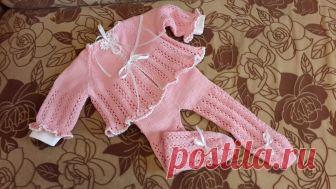Ажурные ползунки для новорожденного спицами. Комплект «Розовые сны» часть 1