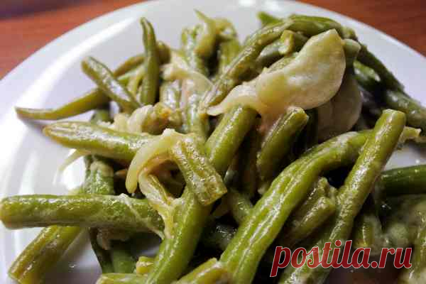 Фасоль стручковая со сметаной - Рецепт современной домашней кухни с фото
