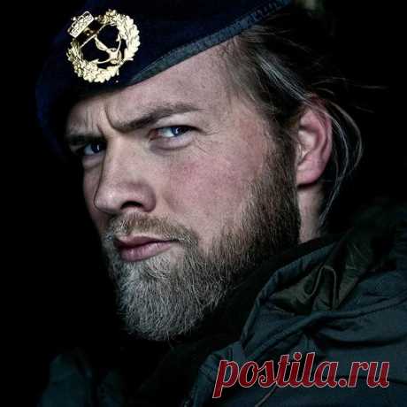 Сексуальный норвежский лейтенант покорил Instagram