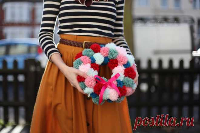 Take Courage: DIY: Pom  рождественский венок.
