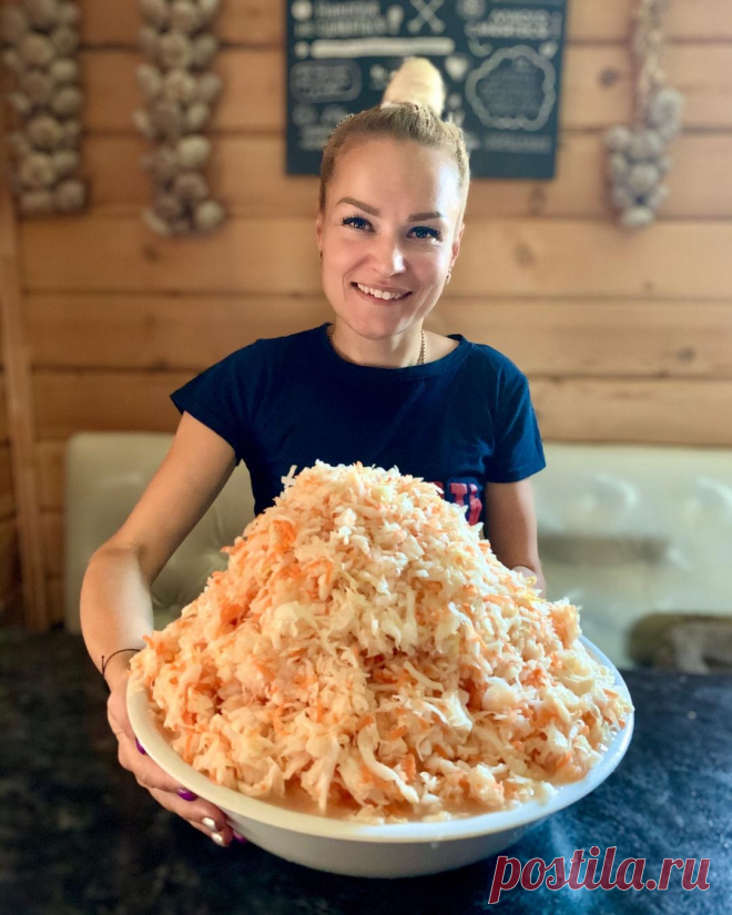 ☘️ДАЧА🏡ДОМ🐔ФЕРМА☘️САД в Instagram: «Всем доброе утро!!!😊😊😊 Есть женщины в русских селеньях😊 и коня на скаку остановят и бочку капусты на квасят💪💪💪. ⠀ Вот по поводу коня не…»