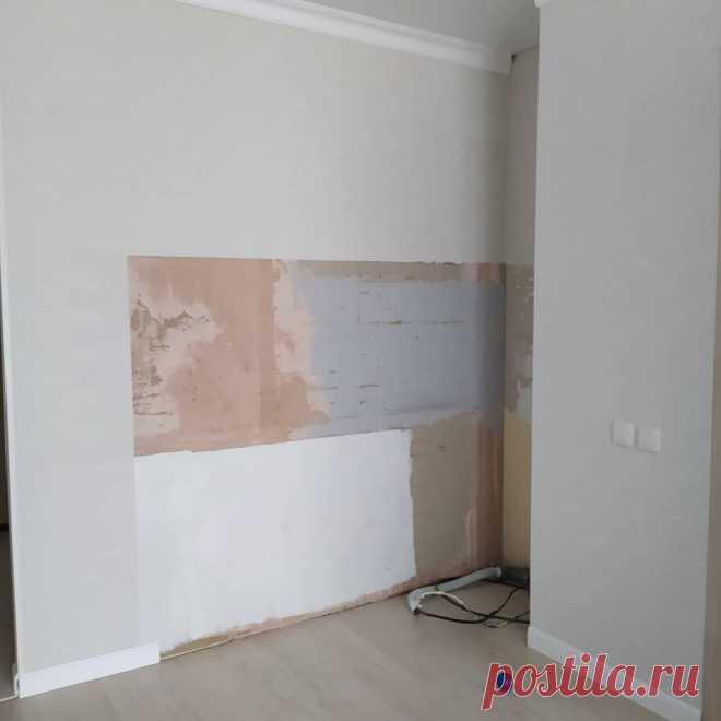 Сама положила фартук из плитки 