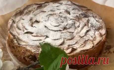 Простая и вкусная Шарлотка с яблоками открытая