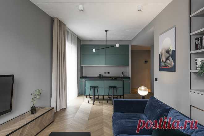 Nė vieno baldo iš „Ikea“: šį vilniečių poros butą kūrė net trys dizaineriai | lrytas.lt