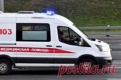 Российские первоклассники получили ожоги глаз во время уроков. В Челябинске дети получили ожоги глаз во время уроков. Инцидент произошел 19 сентября. По словам матери одного из пострадавших, в этот день кабинет первоклассников в школе №47 был занят — там проводили медосмотр. Школьников отправили заниматься в соседний санаторий, где были включены ультрафиолетовые лампы.