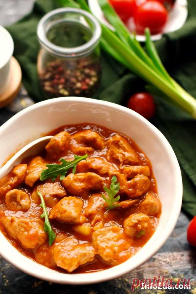 Гуляш из свинины с подливкой из томатной пасты с мукой