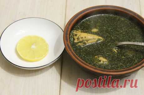 Млухие. Почти наш щавелевый суп, но другой и не из щавеля. Необычный вкус для русского уха | Деревенские записки | Дзен