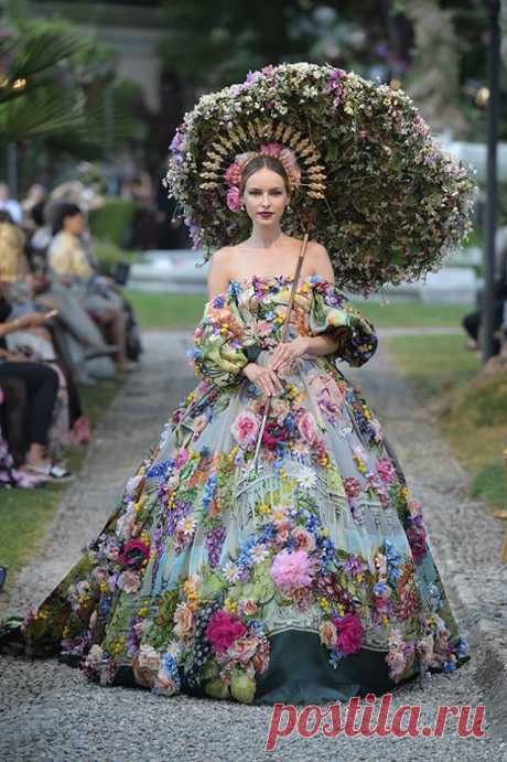 Юлия Ламберт - Dolce & Gabbana представляет. Италия - озеро Комо...