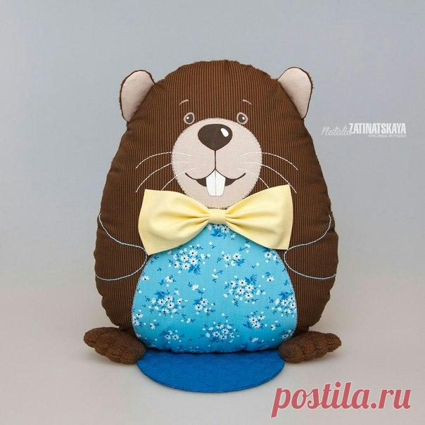 Забавные игрушки-подушки :) Идеи для вдохновения 
Автор: Наталья Затинацкая

гр.ВК 