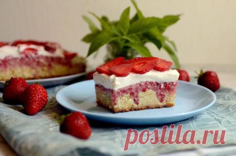 «Проткнутый пирог» — новинка сезона. Можно готовить с любыми ягодами  😉.
В сентябре в продаже появится новинка от «Радеж» — «Проткнутые пироги». Это новый продукт от кулинаров компании, который будет интересен всем любителям выпечки. Готовить «Проткнутый пирог» просто. Достаточно положить в форму для запекания все ингредиенты, которые есть в наличии и включить духовку. В процессе выпекания тесто поднимается, образуя румяную корочку, а начинка остается жидкой. Блюдо получается вкусным и аппетит…