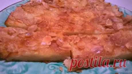 Яблочный пирог с миндальными лепестками и с хрустящей корочкой | 4vkusa.ru